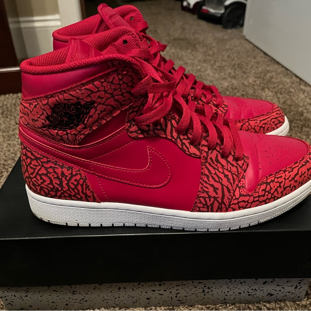 Nike Air Jordan 1 Retro High “Red Elephant” Sneakers